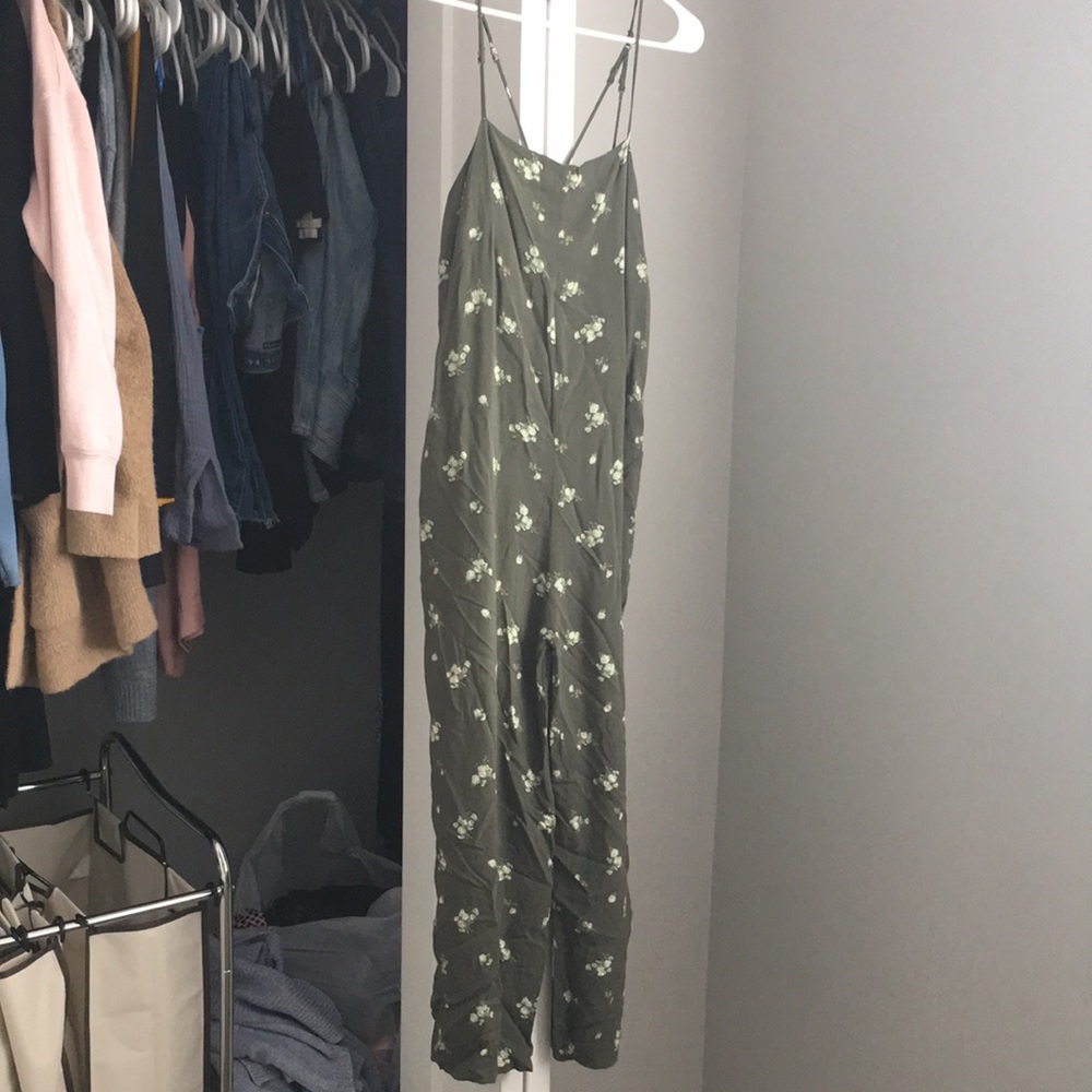 Target Wild Fable Green Floral Jumpsuit, worn once - Picture 2 of 5